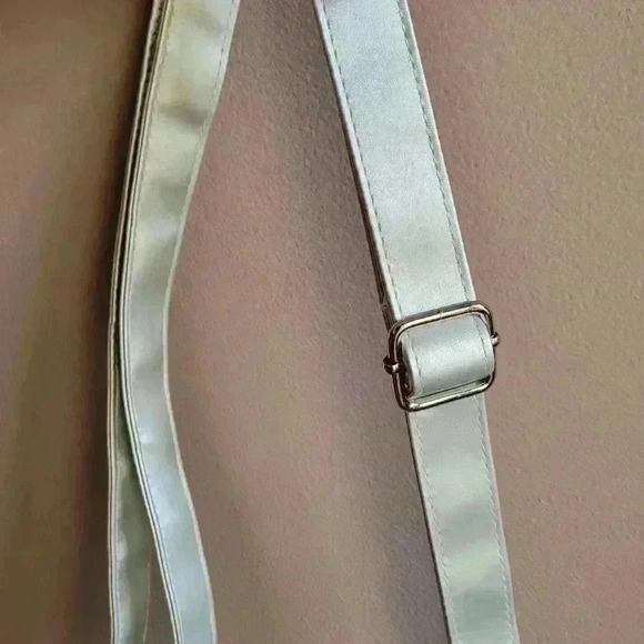 Brand New IHKWIP Convertible Wear Everywhere RFID Wallet Crossbody Silver Color - Picture 8 of 13